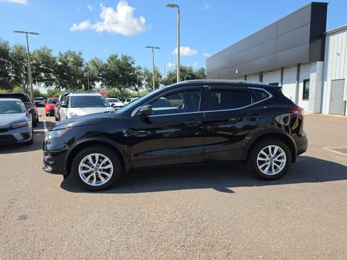 Used 2021 Nissan Rogue Sport SV AWD/4WD image 5