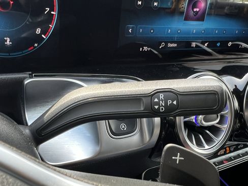 Certified 2020 Mercedes-Benz GLB 250 image 26