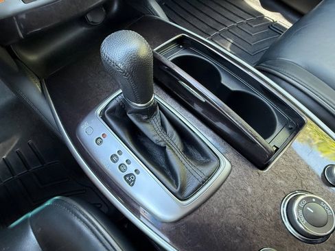 Used 2013 INFINITI JX35 AWD w/ Premium Pkg image 30