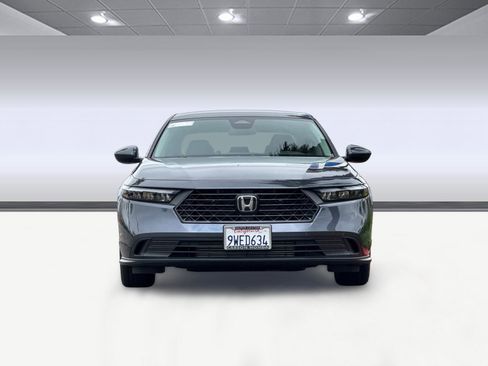 Certified 2025 Honda Accord LX image 5