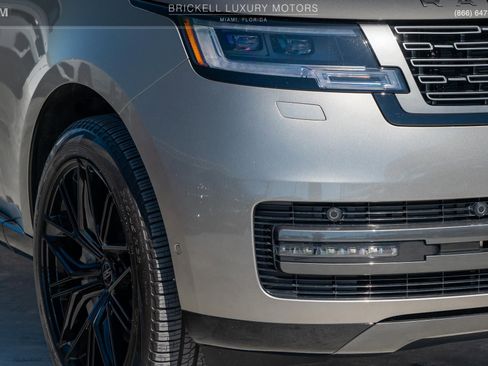 Used 2023 Land Rover Range Rover SE image 56