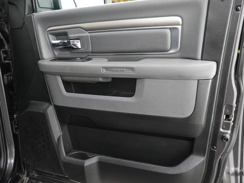 Used 2019 RAM 1500 Warlock w/ Electronics Group AWD/4WD image 9