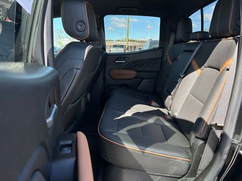 Certified 2023 GMC Canyon AT4 w/ AT4 Premium Package image 18