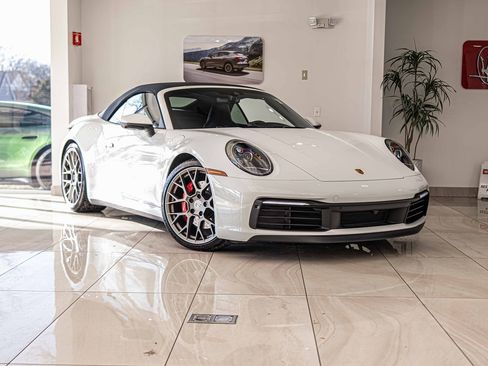 Used 2022 Porsche 911 Carrera 4S image 6