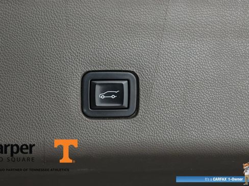Used 2018 Chevrolet Traverse Premier AWD/4WD image 70