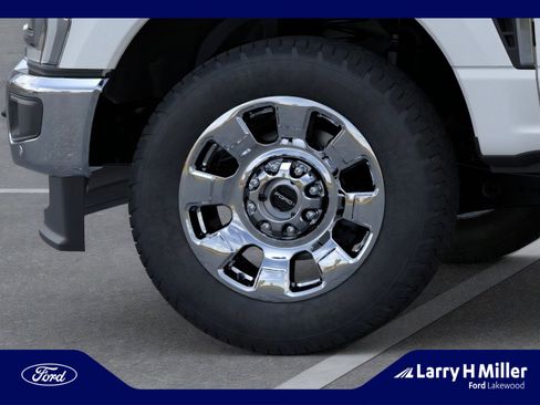 New 2025 Ford F350 King Ranch w/ Chrome Package image 19