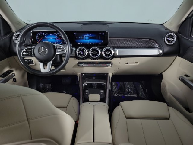 Used 2021 Mercedes-Benz GLB 250 image 25