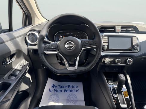 Used 2025 Nissan Versa SV w/ Trunk Package image 21