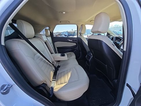 Used 2021 Ford Edge SEL w/ Convenience Package image 45