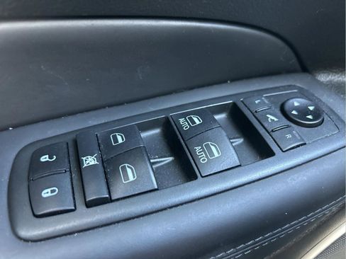 Certified 2019 Jeep Grand Cherokee High Altitude image 24