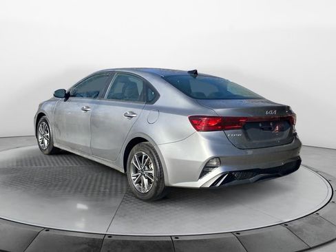 Used 2024 Kia Forte LXS image 3