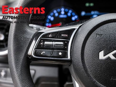 Used 2022 Kia Forte LXS image 15