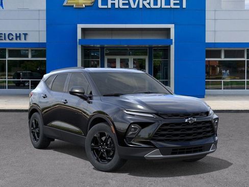 New 2026 Chevrolet Blazer LT w/ Midnight/Sport Edition image 7
