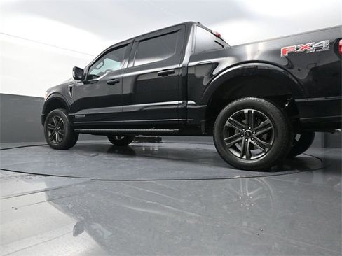 Used 2022 Ford F150 XLT w/ Equipment Group 302A High image 31