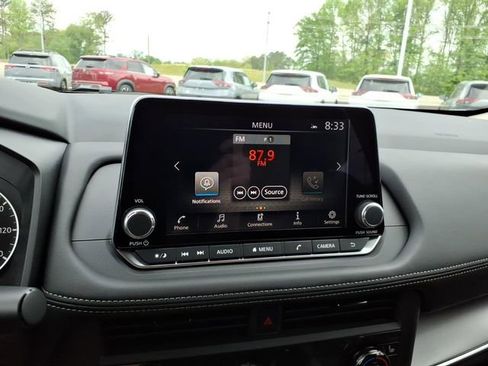 New 2026 Nissan Rogue SV FWD image 11