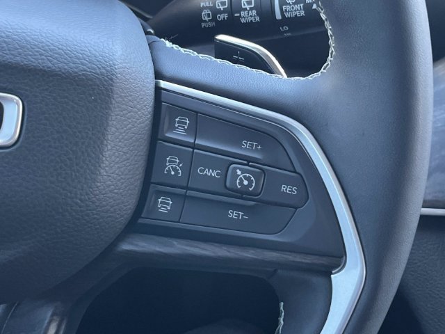 Used 2023 Jeep Grand Cherokee Limited RWD image 30