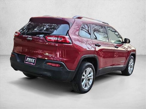 Used 2015 Jeep Cherokee Sport image 5