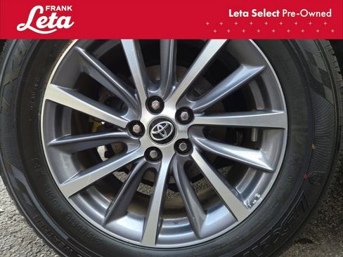 Used 2018 Toyota Highlander XLE image 10