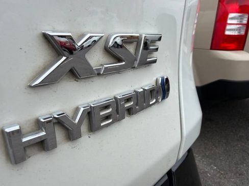 Used 2020 Toyota RAV4 XSE AWD/4WD image 8