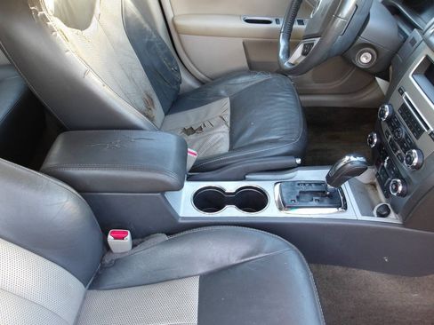 Used 2010 Mercury Milan Premier FWD image 18