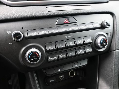 Used 2021 Kia Sportage LX w/ LX AWD Popular Package image 15