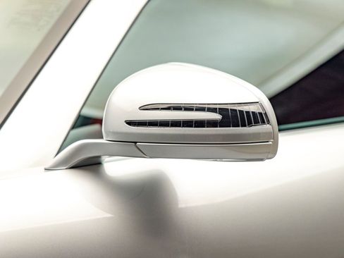 Used 2012 Mercedes-Benz SLS AMG Roadster image 30