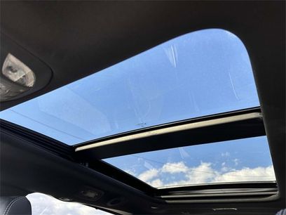 New 2025 Chrysler Pacifica Limited w/ Uconnect Theater Family Group