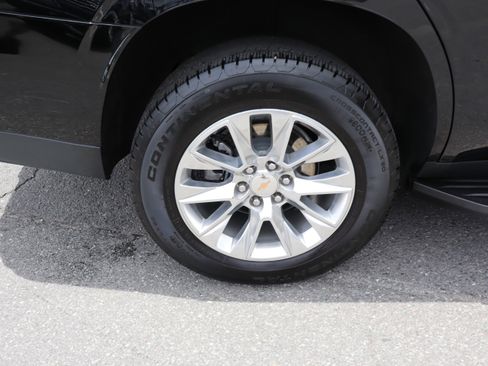 Used 2025 Chevrolet Tahoe Premier AWD/4WD image 42