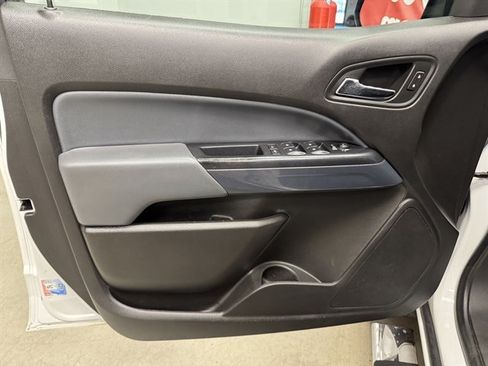 Used 2016 Chevrolet Colorado Z71 AWD/4WD image 21