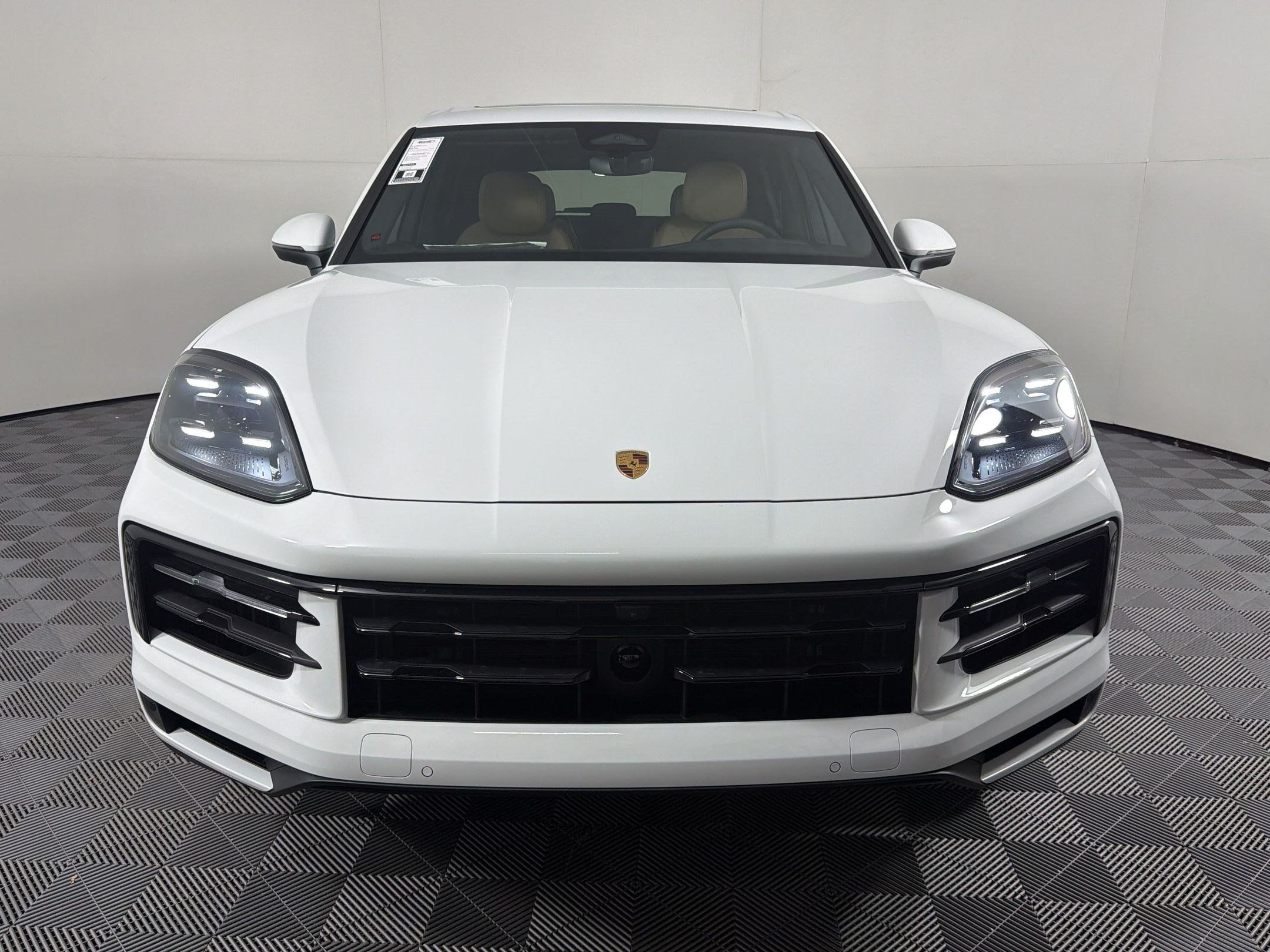 Used 2026 Porsche Cayenne AWD/4WD image 6