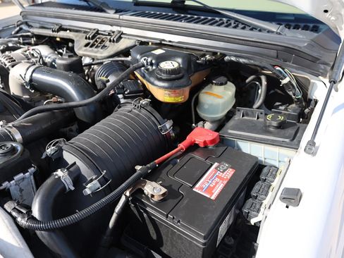 Used 2005 Ford Excursion Eddie Bauer image 48