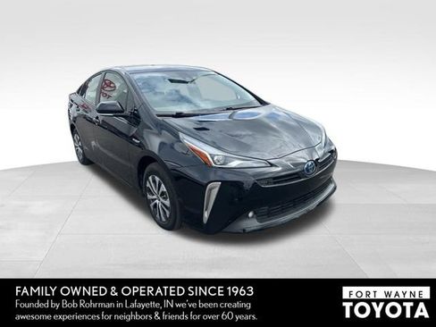 Used 2020 Toyota Prius LE image 8