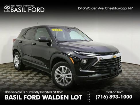 Used 2024 Chevrolet TrailBlazer LS w/ LS Convenience Package image 1