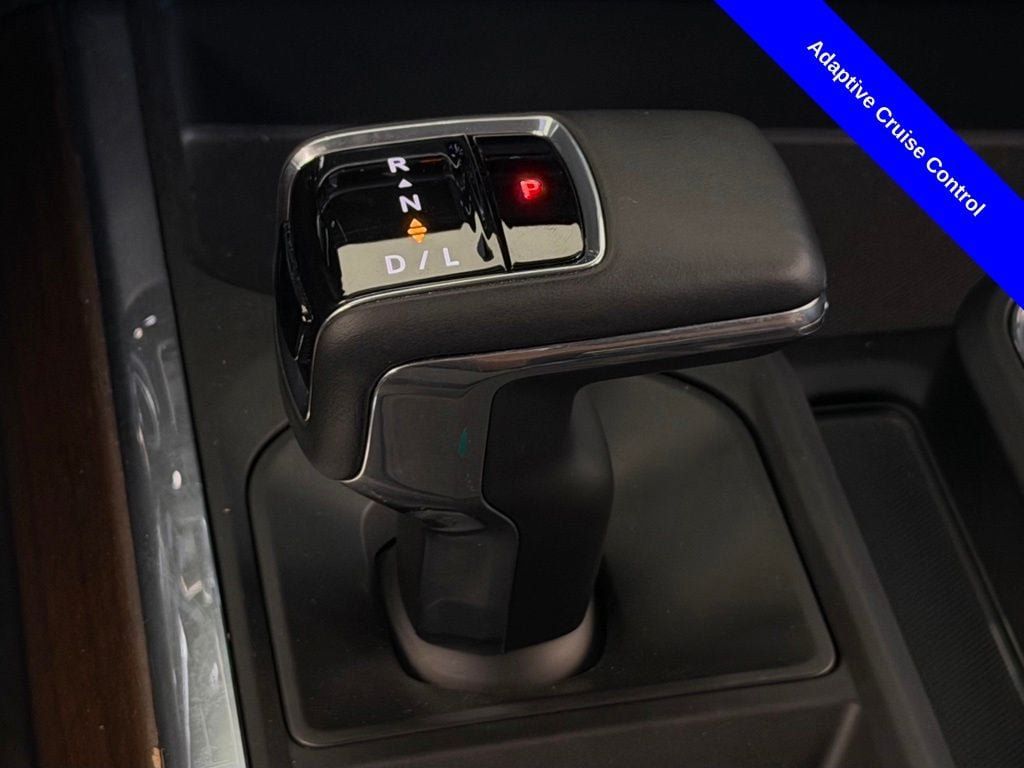 Used 2023 Chevrolet Silverado 1500 High Country w/ High Country Premium Package AWD/4WD image 18