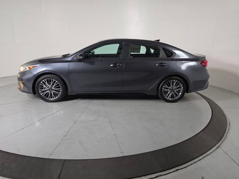 Used 2023 Kia Forte GT-Line w/ GT-Line Premium Package FWD image 2