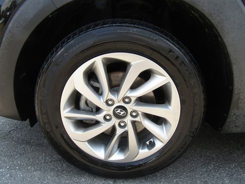 Used 2016 Hyundai Tucson SE w/ Option Group 12 AWD/4WD image 23