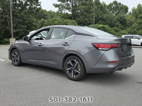 Used 2025 Nissan Sentra SV FWD image 3