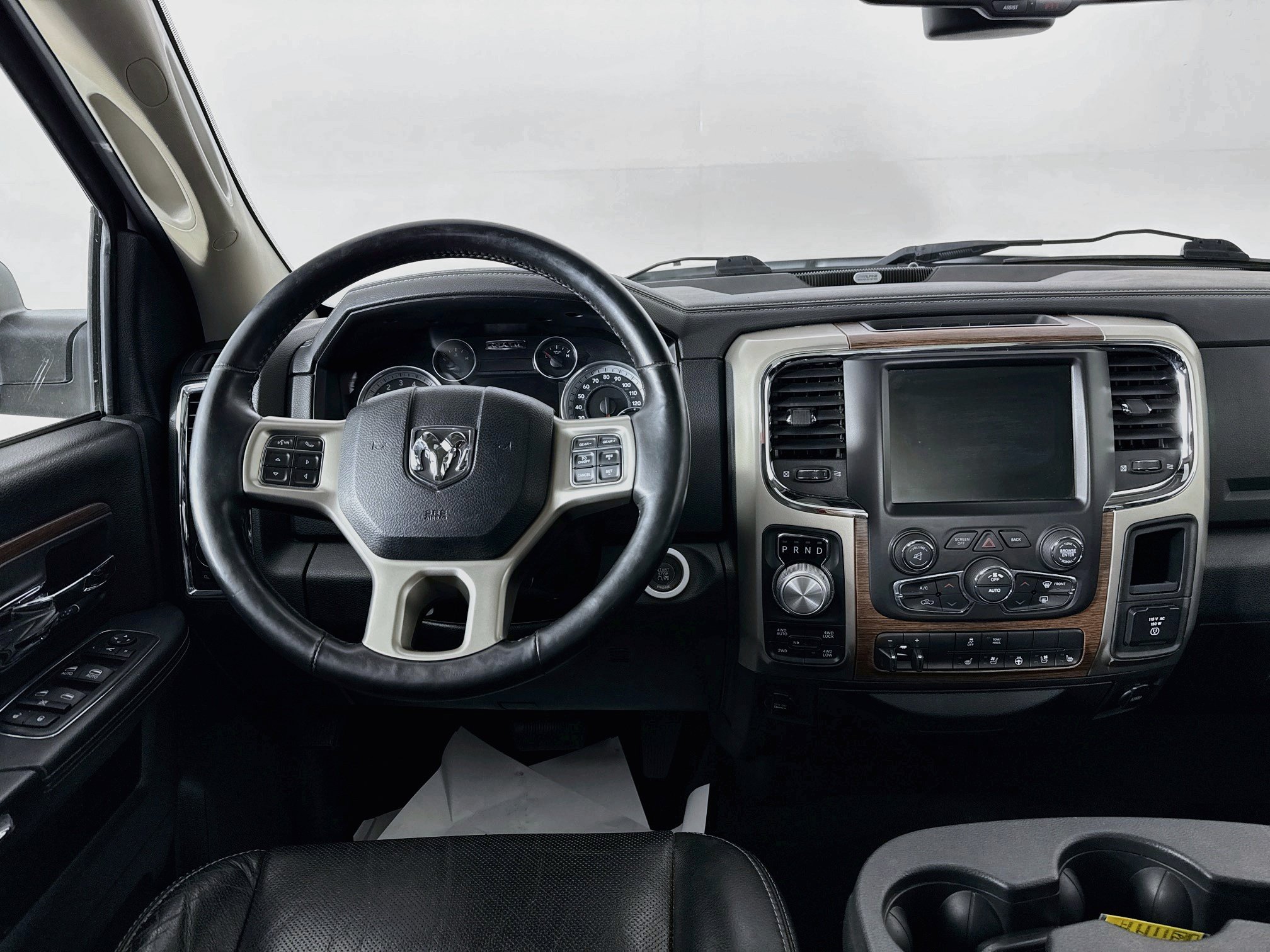 Used 2014 RAM 1500 Laramie w/ Convenience Group AWD/4WD image 23