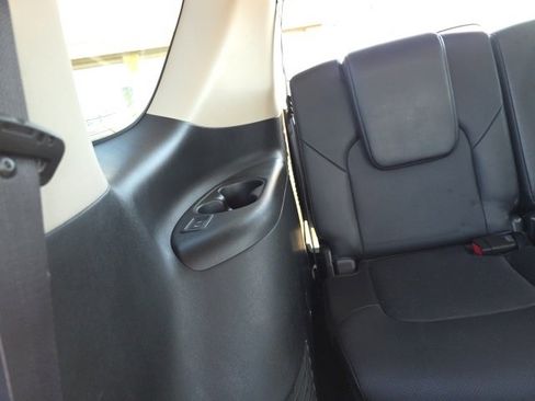 Used 2018 INFINITI QX80 4WD w/ Driver Assistance Package image 61