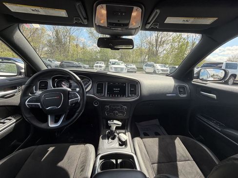 Used 2018 Dodge Charger GT AWD/4WD image 28