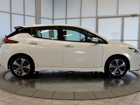 Used 2020 Nissan Leaf SL Plus image 9