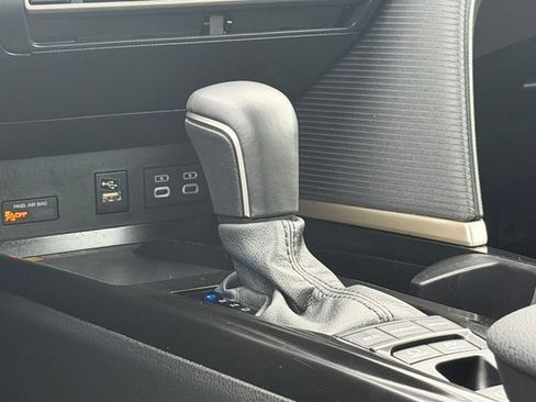 Certified 2025 Toyota Camry SE FWD image 23