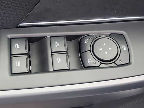 New 2026 Ford F150 XLT image 10