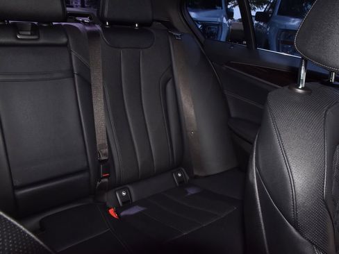 Used 2023 BMW 530i w/ Premium Package RWD image 21