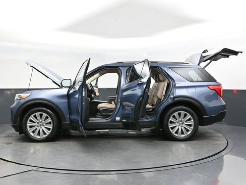 Used 2021 Ford Explorer Limited w/ Equipment Group 301A image 40