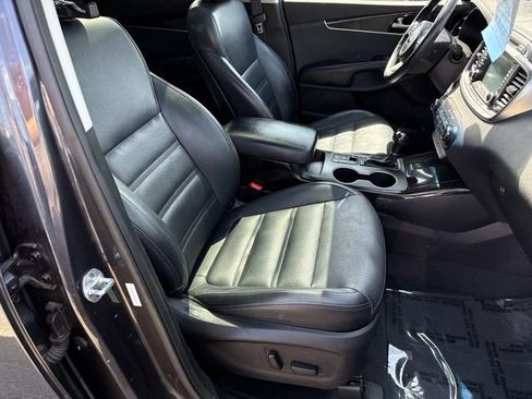 Used 2018 Kia Sorento EX w/ EX Advanced Touring Package AWD/4WD image 9