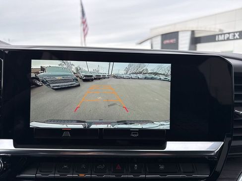 Used 2026 GMC Sierra 1500 SLT image 22