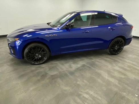 Used 2022 Maserati Levante Modena image 3