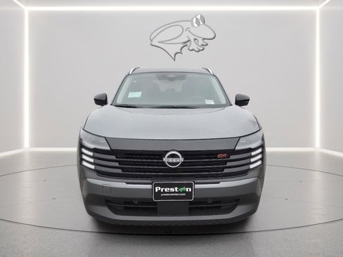 New 2026 Nissan Kicks SR image 8