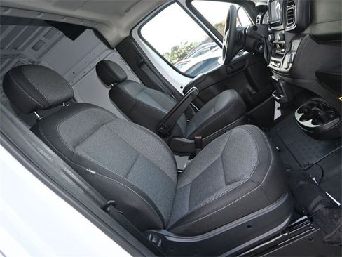 Used 2025 RAM ProMaster 2500 w/ Storage Group image 12